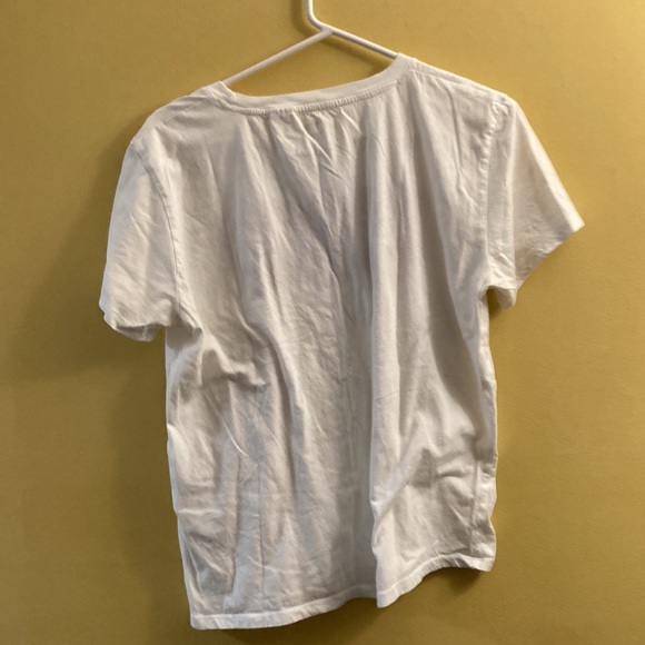 Levi’s white t shirt - Picture 2 of 4
